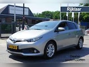 Toyota Auris - 1.8 HYBRID TREND TREKH/PANO/NAVI VOLLEDIG DEALER O
