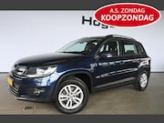 Volkswagen Tiguan - 1.4 TSI Easyline Clima Stoelverwarming Trekhaak Goed Onderho