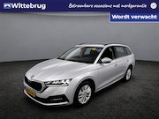 Skoda Octavia - Combi 1.0 TSI Business Edition / Navigatie / Zwenkbare trekh