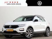 Volkswagen T-Roc - 1.0 TSI Style | Afneembare trekhaak | Achteruitrijcamera | A