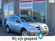 Mitsubishi Outlander - 2.0 Travel - Airco - Trekhaak - APK: 12-2026