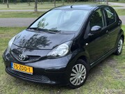 Toyota Aygo - 1.0 Nieuw APK