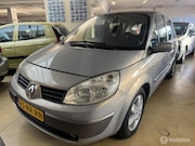 Renault Scénic - 2.0-16V Privilège Luxe