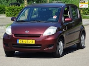Daihatsu Sirion - 1.3-16V Sport BJ2009 NAP/AIRCO/APK 04-2027