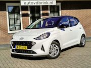 Hyundai i10 - 1.0 TWO TONE / STUUR/STOELVERWARMING / PDC / CARPLAY