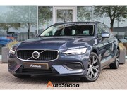Volvo V60 - B4 Core 197pk | Adaptive Cruise | Climate | Navi | Carplay |