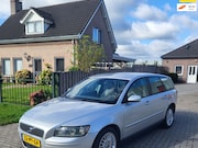 Volvo V50 - 2.4 Momentum, Automaat, Clima, PDC, APK 05/27