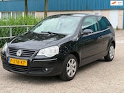 Volkswagen Polo - 1.4-16V Trendline Airco Stoelverwarming LM velgen APK