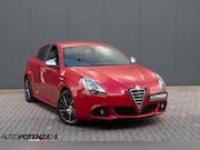 Alfa Romeo Giulietta - 1.7 TBi Quadrifoglio Verde 235PK Rosso