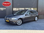 BMW 5-serie - 528i High Executive 6 cilinder Pano Head up soft close Deale