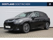 BMW 2-serie Active Tourer - 220i M Sport Automaat / Trekhaak / Sportstoelen / Head-Up /