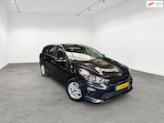 Kia Ceed - 1.0 T-GDi DynamicLine|TREKHAAK|CLIMA|CARPLAY|CAMERA|NAVI|INR