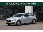 Skoda Scala - 1.0 TSI Ambition 110PK / 81kW, Dealer onderhouden, achteruit
