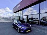 Renault Clio - 1.6 E-Tech Hybrid 140 Initiale Paris NAVI ECC CRUISE