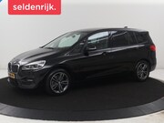 BMW 2-serie - 218i Business Edition Plus | Trekhaak | Head up | Half Leder