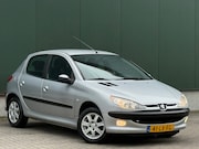 Peugeot 206 - 1.4 X-line AUTOMAAT | Weinig KM | |