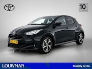 Toyota Yaris - 1.5 Hybrid Dynamic | Parkeersensoren V+A | Stuur-Stoelverwar
