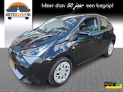 Toyota Aygo - 1.0 VVT-i X-Play Limited 5Drs /Camera/Navi/Apple/Android/1e