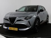 Alfa Romeo Junior - 1.2 Turbo Hybrid Ibrida Speciale Navigatie | Camera achter |
