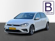 Volkswagen Golf - 1.5 TSI Highline R /R-Line/Camera/Digi Dash/Cruise/18"/Navi