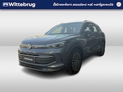Volkswagen Tiguan - 1.5 eTSI DSG Life Edition / Panorama dak / 360 Camera / Stoe