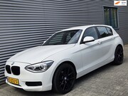 BMW 1-serie - 114i EDE 07-2014 Alpinweiss III 18inch M wielen