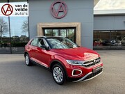 Volkswagen T-Roc - 1.5 TSI 150pk DSG Style | Navigatie | Standkachel | Camera |