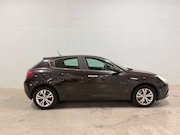 Alfa Romeo Giulietta - 1.4 T Business Executive Airco Navi Cruise