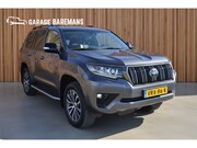 Toyota Land Cruiser - 150 2.8 D-4D-F Executive Window Van