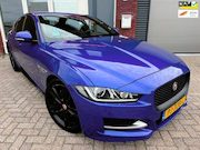 Jaguar XE - 2.0 D Portfolio / Leder / Navi / Camera / Meredian / PDC / C