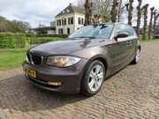 BMW 1-serie - 118i Business Line Ecc Navigatie 6 Bak 5Drs Lm Velgen Trekha