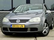 Volkswagen Golf - 1.6 FSI Optive 3