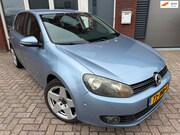 Volkswagen Golf - 1.4 TSI Highline / PDC / DSG / Park Assist