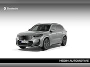 BMW iX1 - eDrive20 67 kWh M Sport Edition | M Sport Pro | Panorama Dak