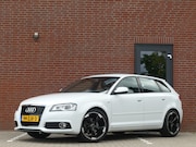 Audi A3 - Sportback 1.2 TFSI S-Line / Xenon / 18 inch