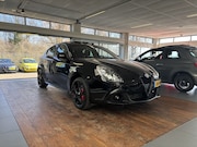Alfa Romeo Giulietta - 1.4 Turbo Sprint | Xenon | Cruise | Pano | Stoelverwarming |
