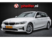 BMW 3-serie - Touring 320e Business Edition Plus Trekhaak/ Leer/ Stoelverw