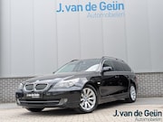 BMW 5-serie - 523i Business Line Edition I | Leer | NL Auto | Sluitende hi