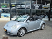 Volkswagen Beetle Cabrio - 1.6 Highline