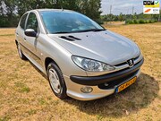 Peugeot 206 - 1.4 XR ( 5- deurs )