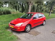 Ford Focus - 1.6-16V Ghia