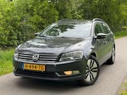 Volkswagen Passat - 1.4 TSI Highline BlueMotion | Cruise + Clima + Nav