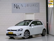 Volkswagen Golf - 1.4 TSI GTE "Origineel NL!" Pano Adaptive-cruise Trekhaak Ap