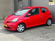 Toyota Aygo - 1.0-12V +