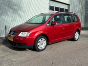 Volkswagen Touran - 1.6-16V FSI Trendl