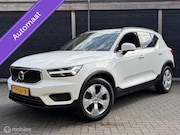 Volvo XC40 - 2.0 T4 Automaat 190 PK Momentum Carplay / Voorruitverwarming