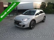 Fiat 600E - La Prima 54 kWh 10.000 KM !! Clima-Cruise-Navi-Led