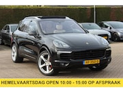 Porsche Cayenne - 3.0 S E-Hybrid / Trekhaak / Panoramadak / Luxe Leder / Lucht