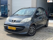 Peugeot 107 - 1.0-12V XR/ 3drs/ 1jaar apk/ airco/ EL-ramen/ zeer nette aut