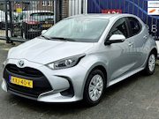Toyota Yaris - 1.5 Hybrid 115 Business / FABRIEKSGARANTIE / APPLE CARPLAY /